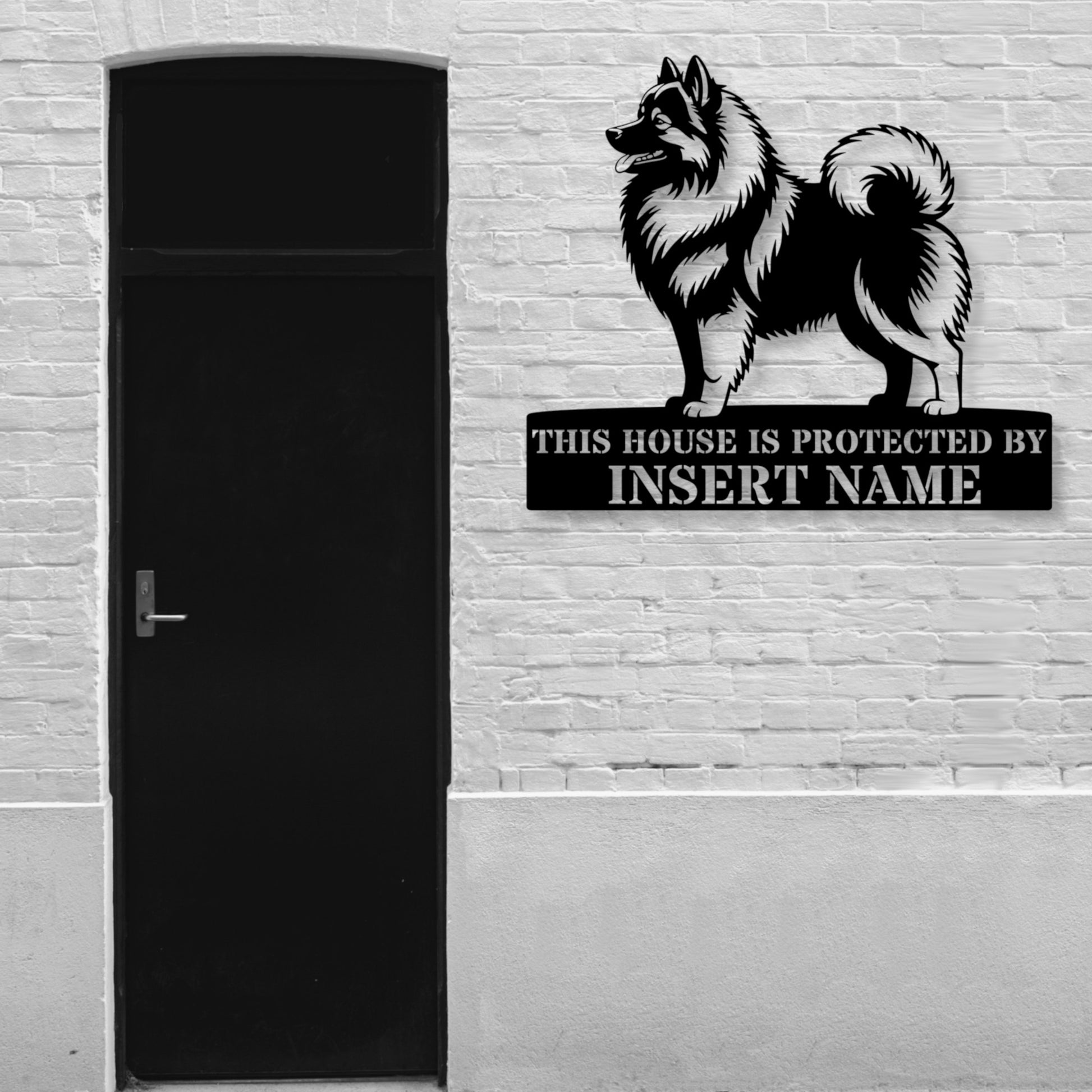 Personalized Keeshond dog guard Metal Sign. Custom Wolfspitz Name Wall Decor for dog lovers.