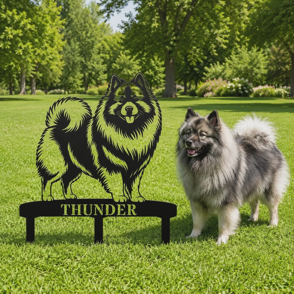 Personalized Keeshond Garden Metal Sign With Stakes. Custom Dog Lover Name Gift